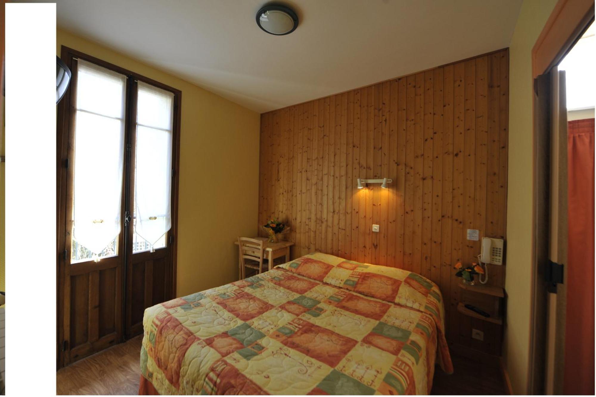 Hotel De La Grotte Aix-les-Bains Luaran gambar