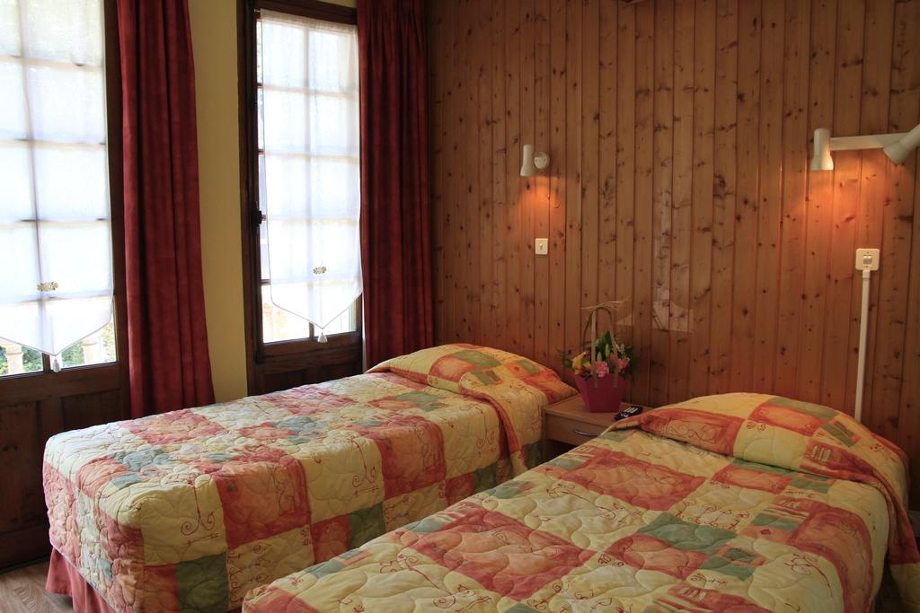 Hotel De La Grotte Aix-les-Bains Luaran gambar